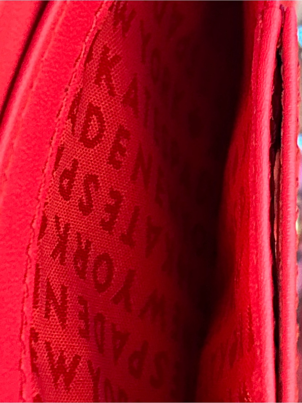kate spade red scalloped leather continental wallet - Picture 11 of 15